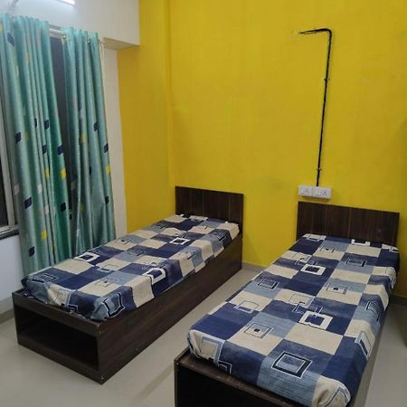 Amber House Hostel Πούνε Εξωτερικό φωτογραφία